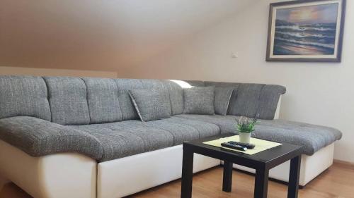 Χώρος καθιστικού στο Apartmani Kali