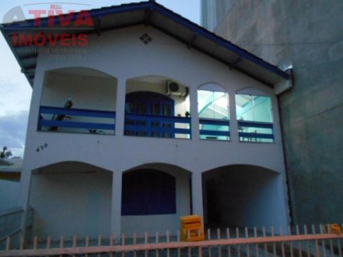Casas 2 Quadras do Mar