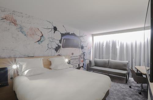 Gallery image of Arena Hotel La Defense in Nanterre