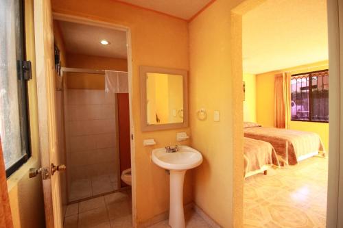 Koupelna v ubytování Hotel Puuc