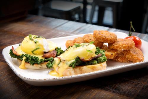 Еда / где поесть недалеко от отеля