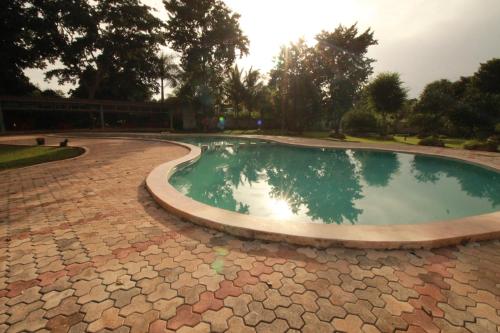 Kolam renang di atau dekat dengan Hotel Puuc