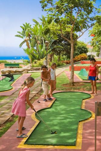 Tetamu yang menginap di BLUESEA Costa Jardin & Spa