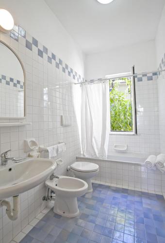 Koupelna v ubytování Hotel Vittoria