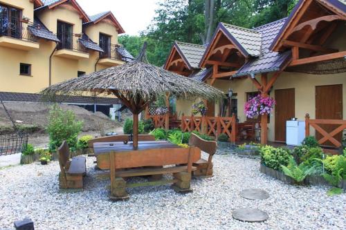 Taman di luar Agromurena