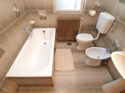 Bilik mandi di Apartments Rabac 981