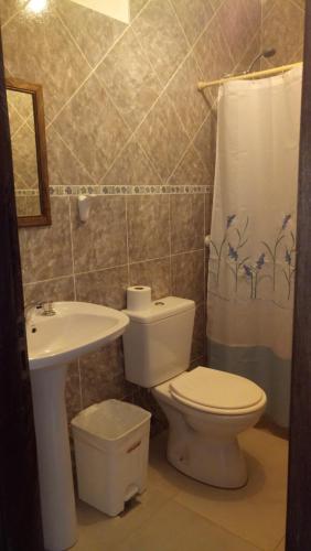 Ένα μπάνιο στο Hostel Los Viajeros