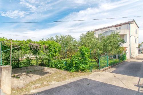 Fotografie z fotogalerie ubytování Apartments Šime v destinaci Pirovac