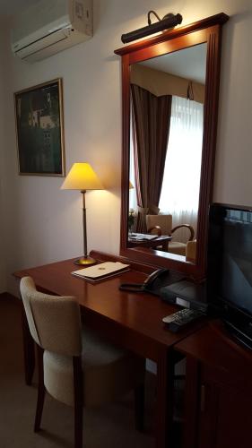 Μια τηλεόραση ή/και κέντρο ψυχαγωγίας στο Hotel Dworek***