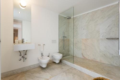 Et badeværelse på Chiado Cozy Apartments - by LU Holidays