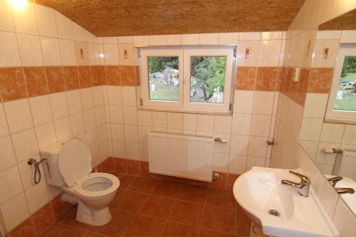 Koupelna v ubytování Chata Javorina