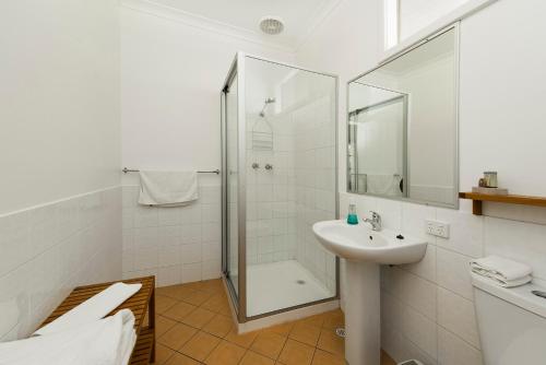 Kylpyhuone majoituspaikassa Guildford River Retreat