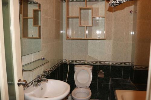 Phòng tắm tại One bedroom apartment 40 Xuan Dieu
