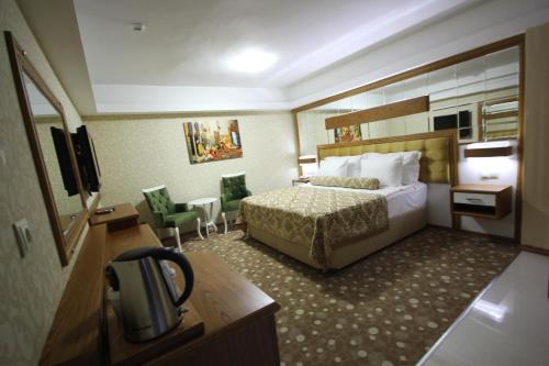 Economy Double or Twin Room