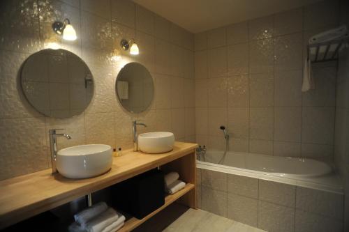 Bilik mandi di Les Chambres d'Andrea