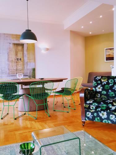 Park at Home Apartment