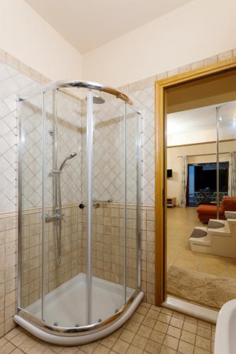 Gallery image of Evalexia Villa - Luxury Villa with Private Pool near Laganas Perfect for Groups by Villa Mana Gers in Kalamaki