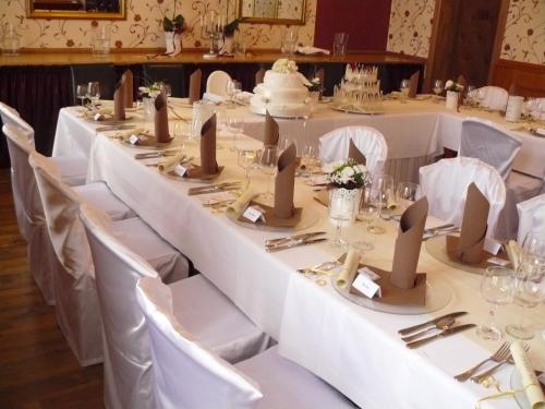 Un restaurante u otro lugar para comer en Hotel Zlatý Orel