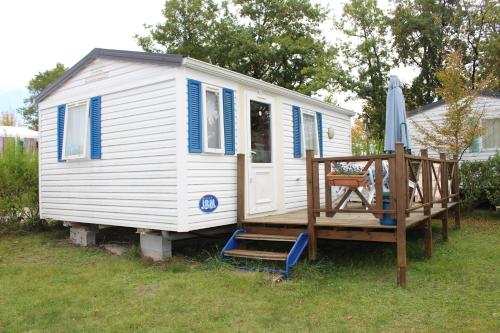 Κήπος έξω από το Camping du Pontis