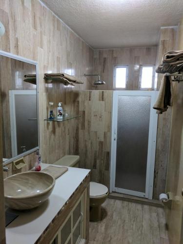 ห้องน้ำของ Amplio Condominio Ibis Mazatlán Zona dorada
