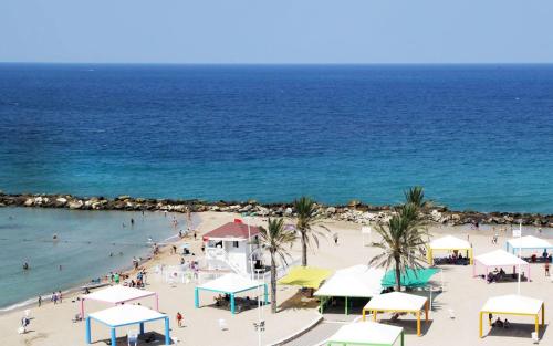 Pantai di atau dekat dengan apartmen