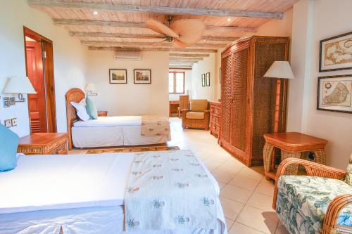 Cama o camas de una habitación en Bequia Beach Hotel - Luxury Boutique Resort
