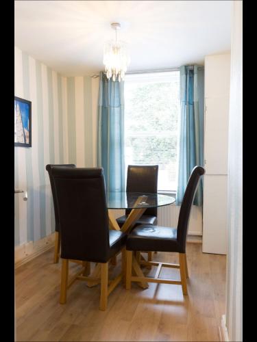 Gillygate Holiday Apartment photo 16