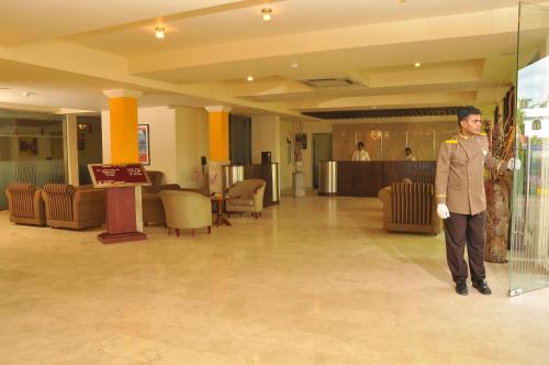 Clientes alojados en Ramada Katunayake