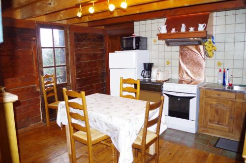 Η κουζίνα ή μικρή κουζίνα στο Chalet BETHEL