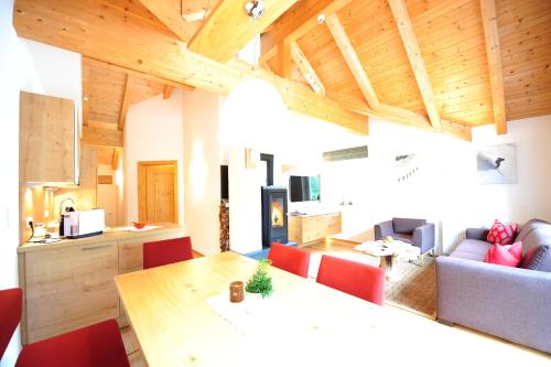 Posezení v ubytování Hotel Dorfstadl