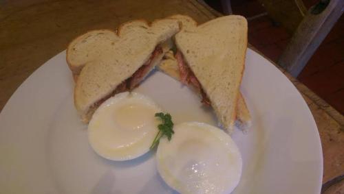 Jídlo v bed and breakfast nebo okolí