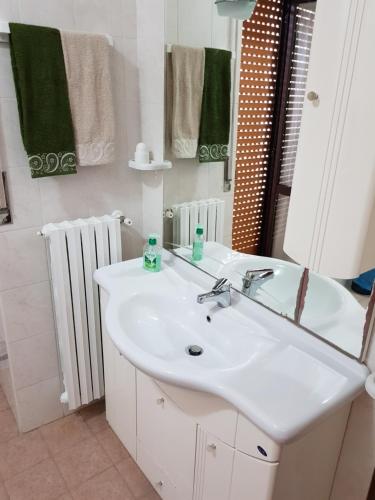 Koupelna v ubytování B&B Via Roma
