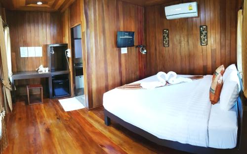 The Nature Resort Sukhothaiにあるベッド