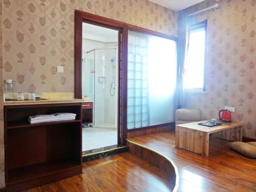 Gallery image of Qingdao Hua Qi Kaiserdom Hotel in Qingdao