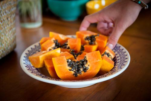 Makanan di atau berdekatan asrama