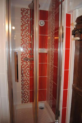 Ένα μπάνιο στο Chambre d'hotes Murielle