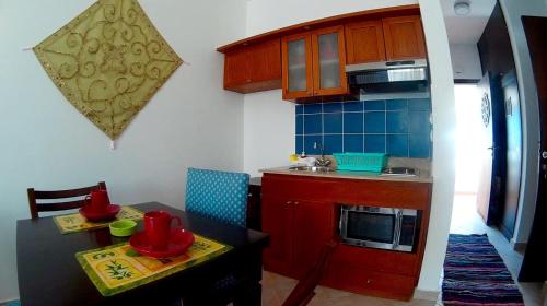 Una cocina o cocineta en Deep Ashri Apartment & Dive Club