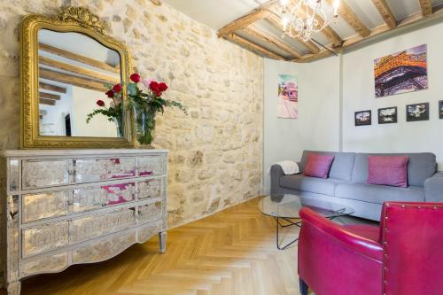 Χώρος καθιστικού στο Ateliers de Montmartre ADM