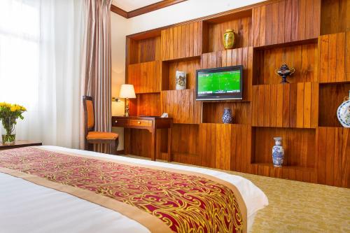 Μια τηλεόραση ή/και κέντρο ψυχαγωγίας στο Eastland Hotel
