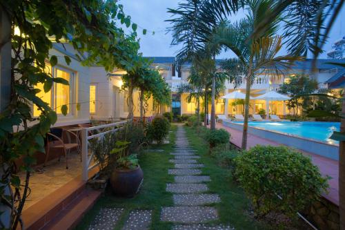 Gallery image of Blue Paradise Resort in Phú Quốc