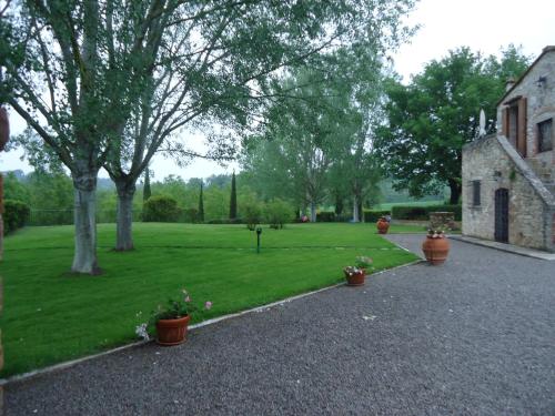 Κήπος έξω από το Podere La Chiusella B&B