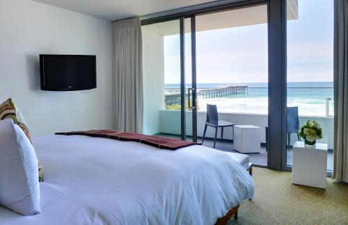 Tower 23 Hotel Image