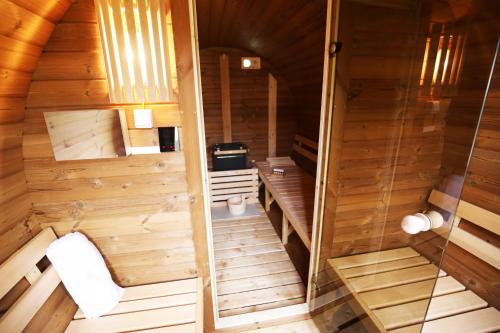 an overhead view of a wooden sauna at Villa Hasi in Aich