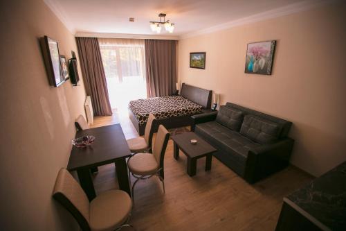 Valley Apartment 313