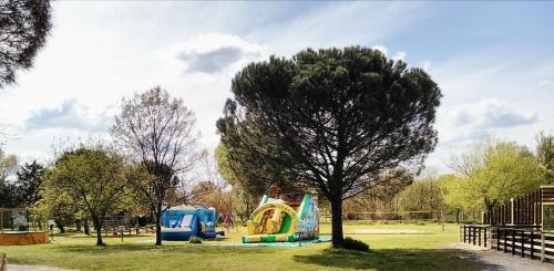 Photo de la galerie de l'établissement camping le Fief d'Anduze, à Anduze