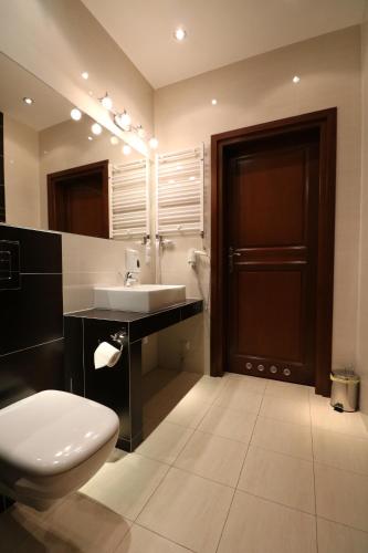 Vonios kambarys apgyvendinimo įstaigoje Hotel Marzanna