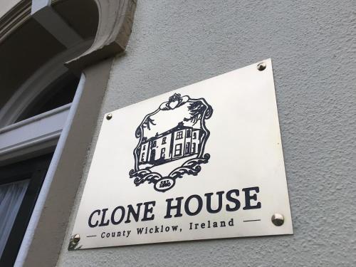 Certifikát, hodnocení, plakát nebo jiný dokument vystavený v ubytování Clone Country House