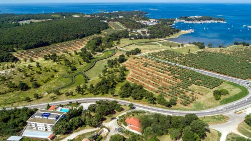 Gambar di galeri bagi Aparthotel Adeo di Poreč