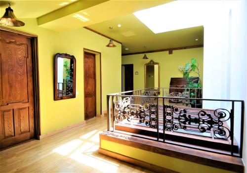 Un balcón o terraza de Writers' House Residency