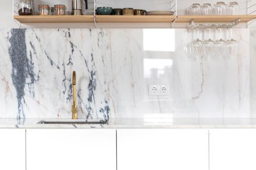 BmyGuest - Porto Design Central Apartment